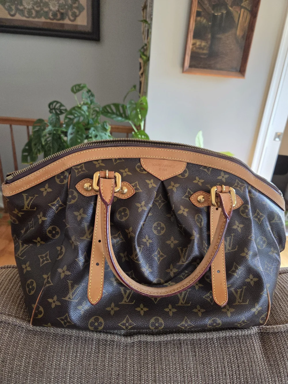 Louis Vuitton classic louis